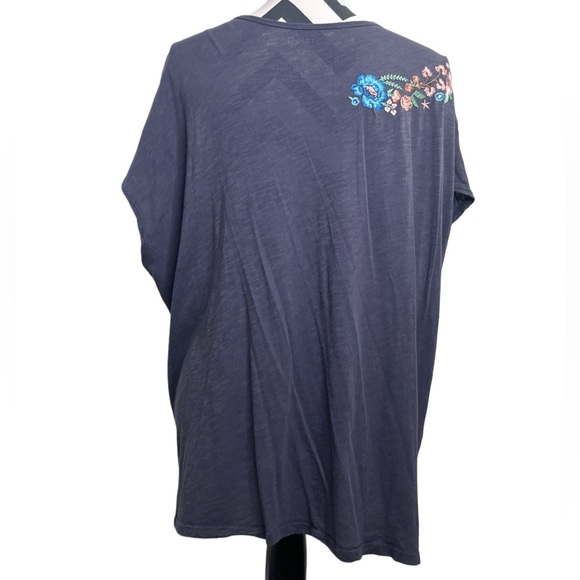 Torrid Relaxed Fit Sz 3 Boho Embroidered Short-Sleeve T-Shirt - Picture 2 of 11